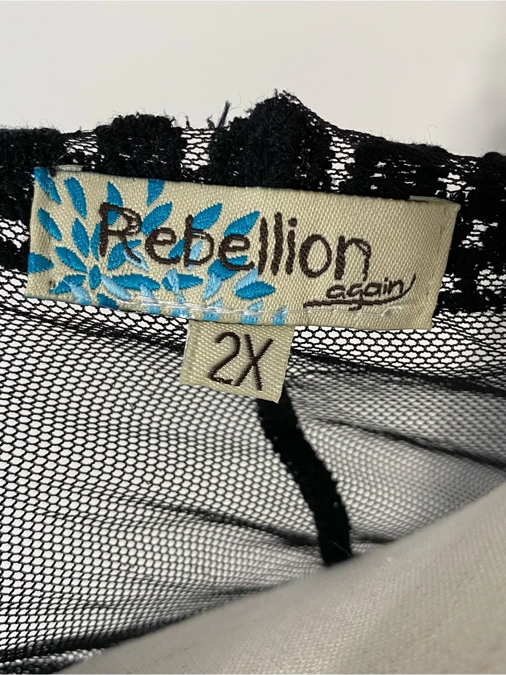 REBELLION AGAIN Embroidered Lace Kimono Duster Top - Picture 6 of 6